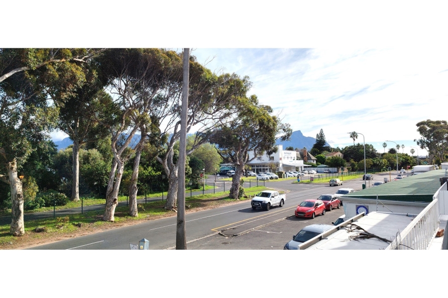 1 Bedroom Property for Sale in Heathfield Western Cape